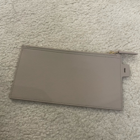 YSL East West Shopping Tote - Picture 15 of 15